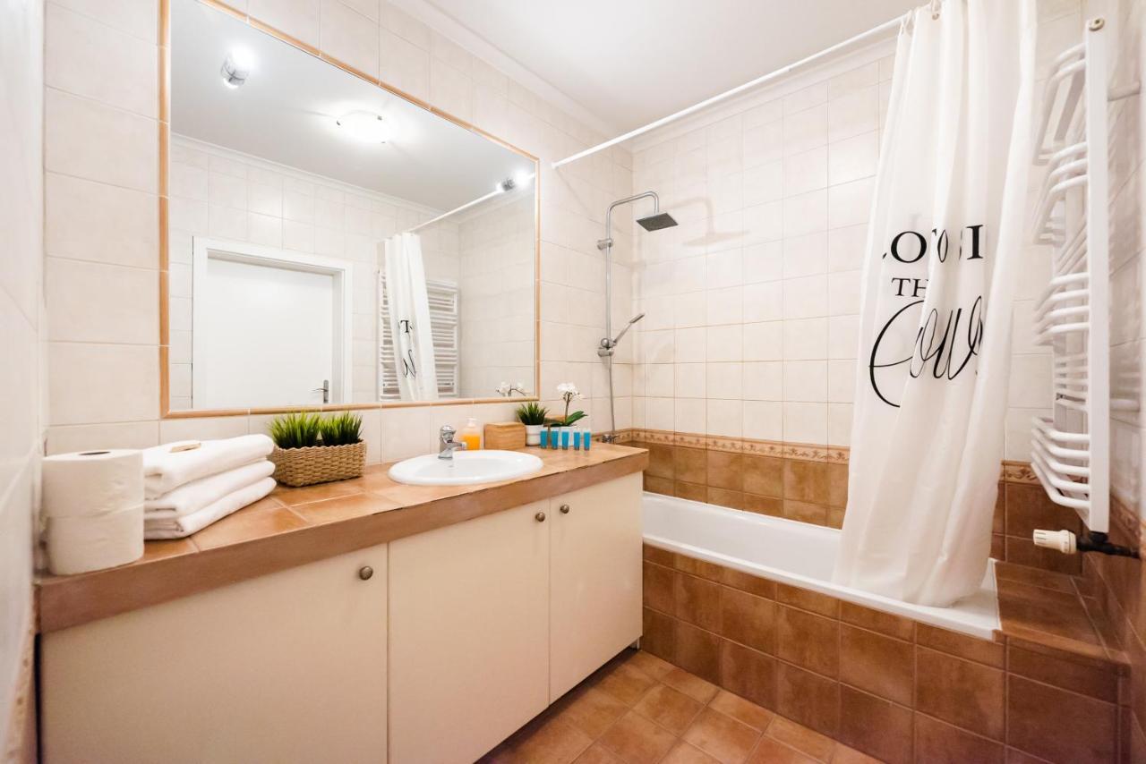 New Town Spacious Apartment Warsaw Ngoại thất bức ảnh